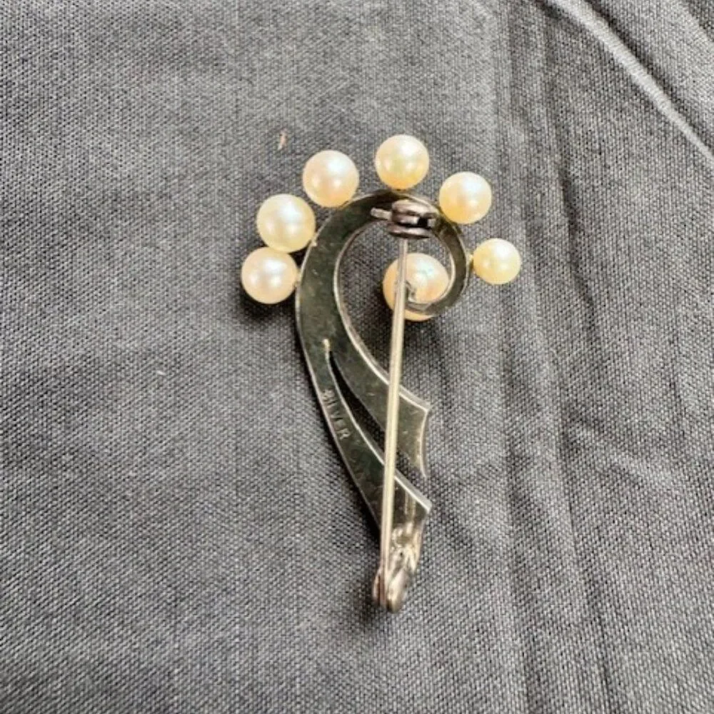 Vintage Elegant Silver 7 Pearl Stick Pin Brooch 1.5